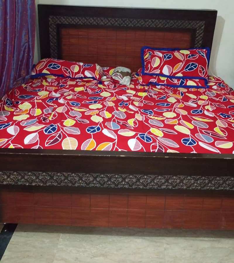 king size bed 1