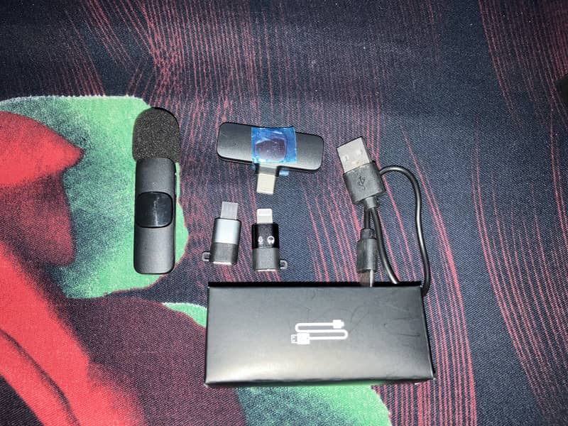K8 Wireless Microphone 3