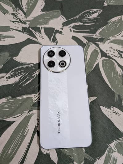 Tecno Spark 30 Pro 8/128
