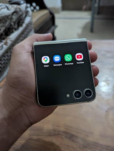 Samsung Z Flip 5