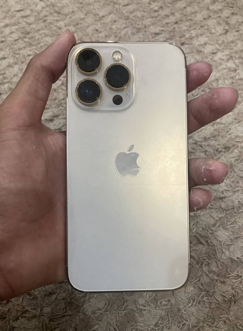 iPhone 13 pro 3