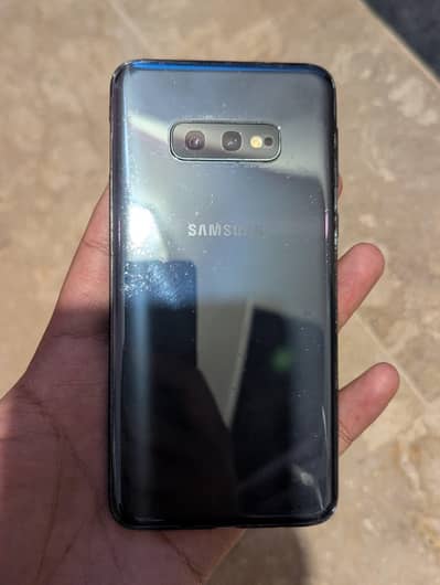 Samsung s10e