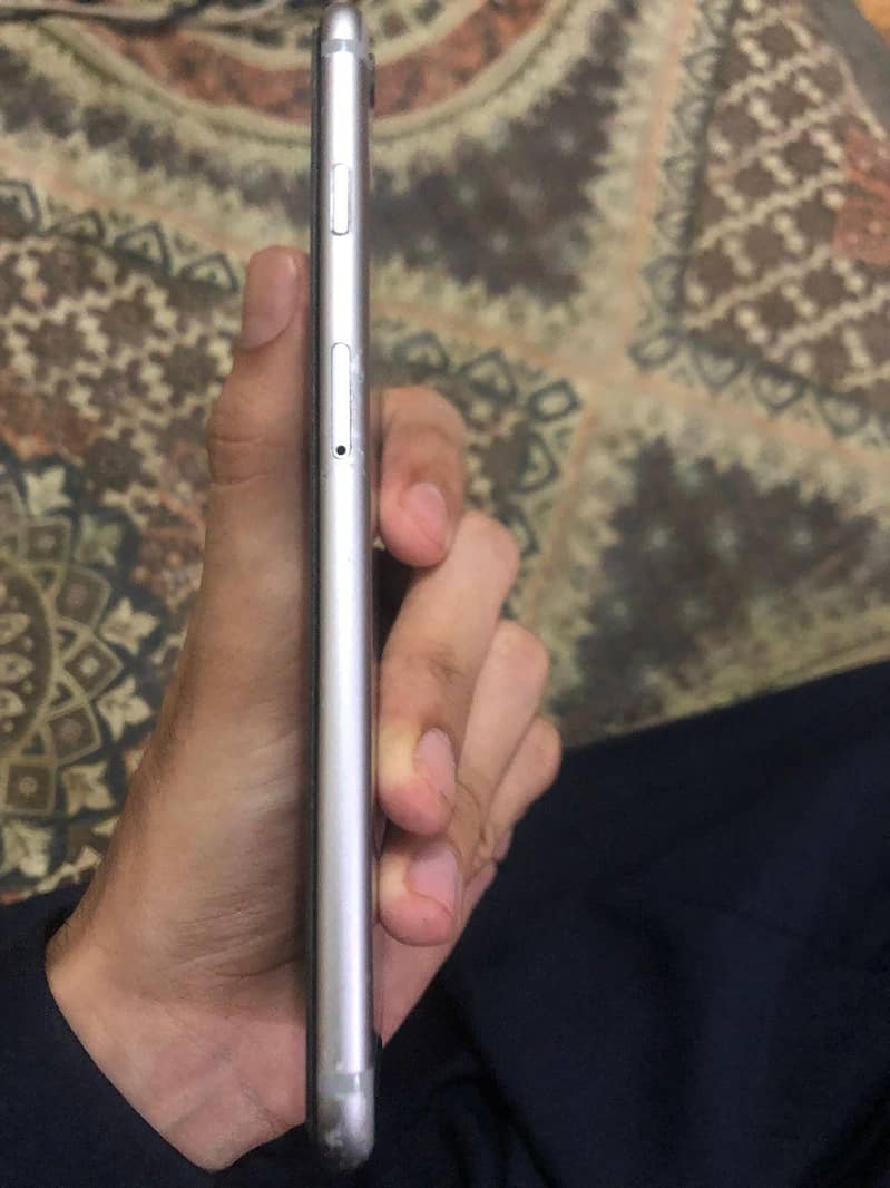 iPhone 6s Plus 2