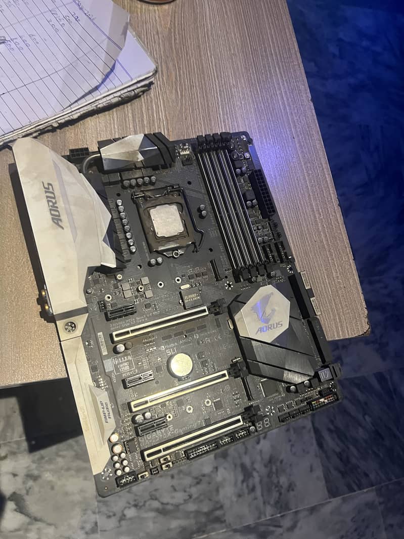I5 7400 (board processor) 0