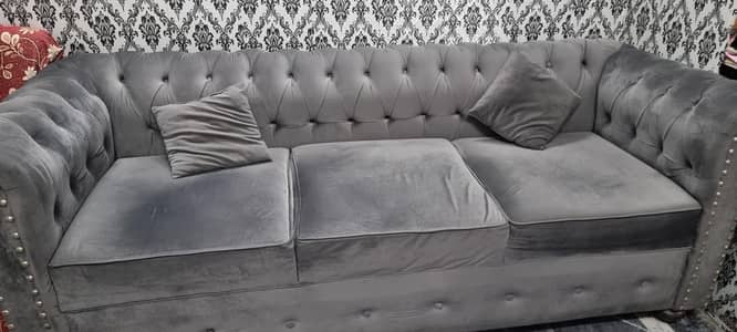 3 seater sofa. good condition.