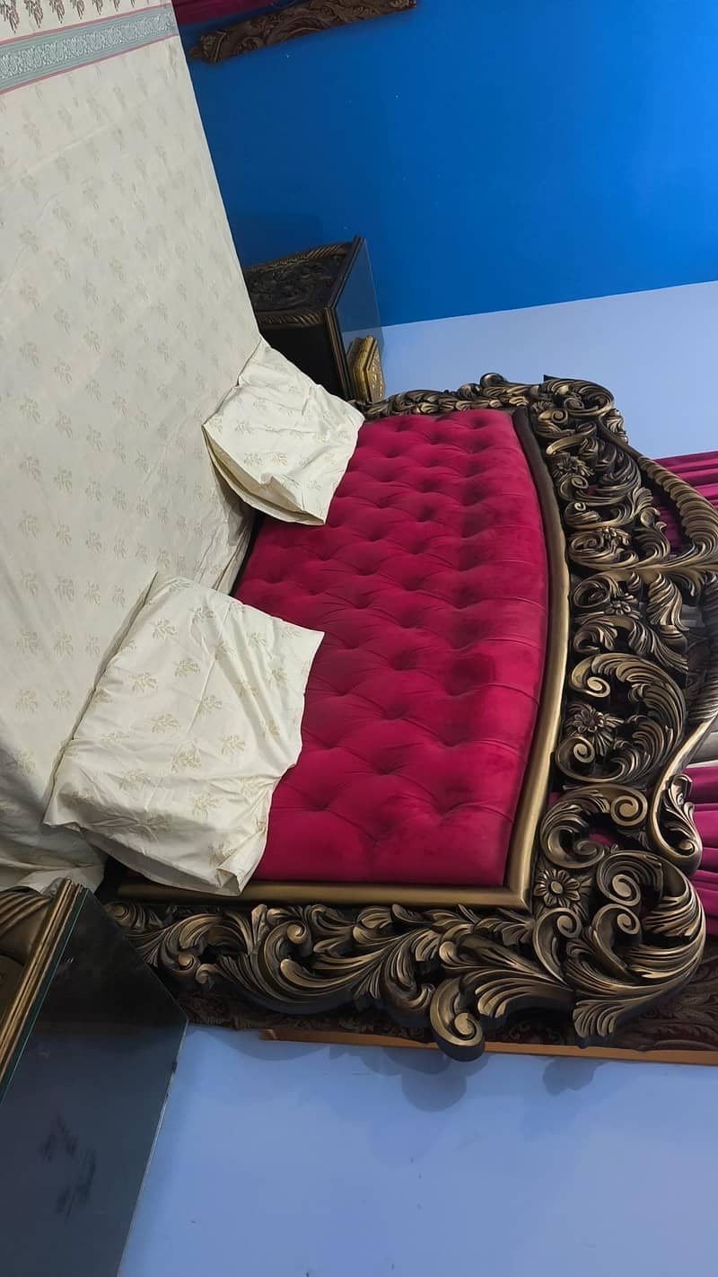 King Bed/Side Tables/dressing Table 4