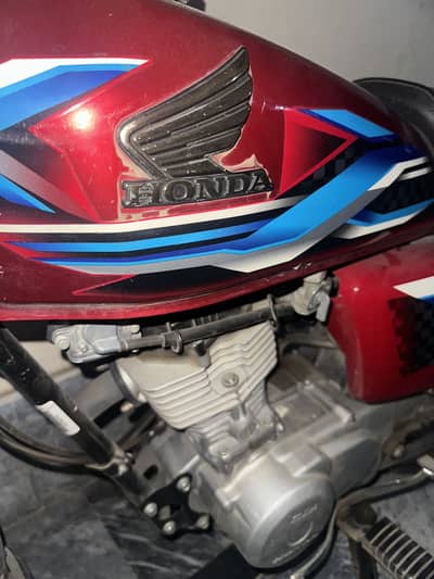Honda 125 ALMOST NEW CONDITION
