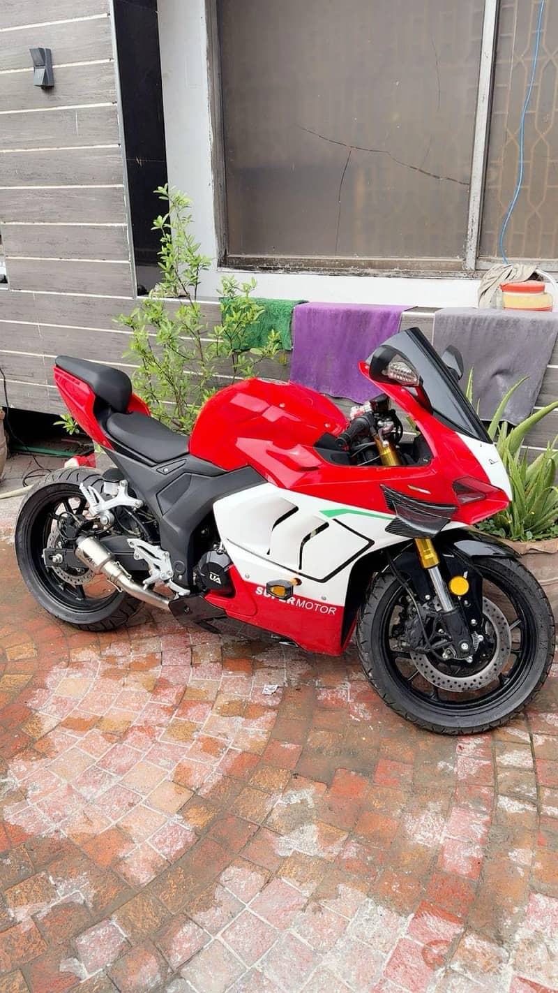 DUCATI 400CC 0