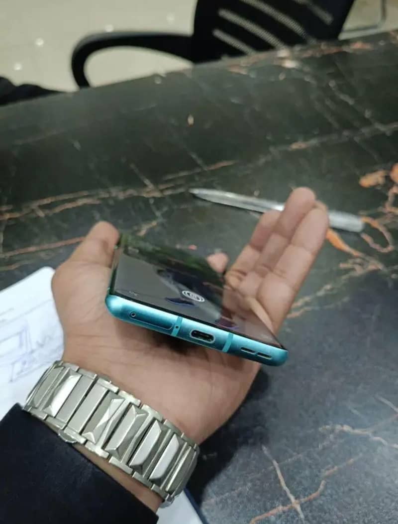 one plus 8 4