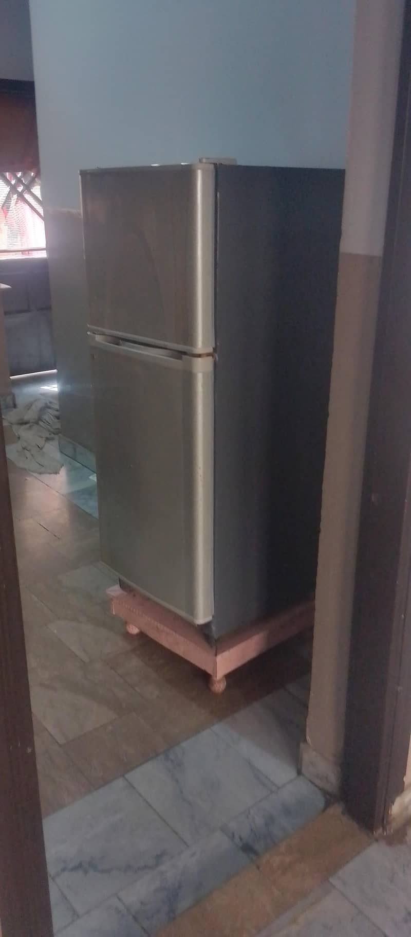 Fridge medium size 2