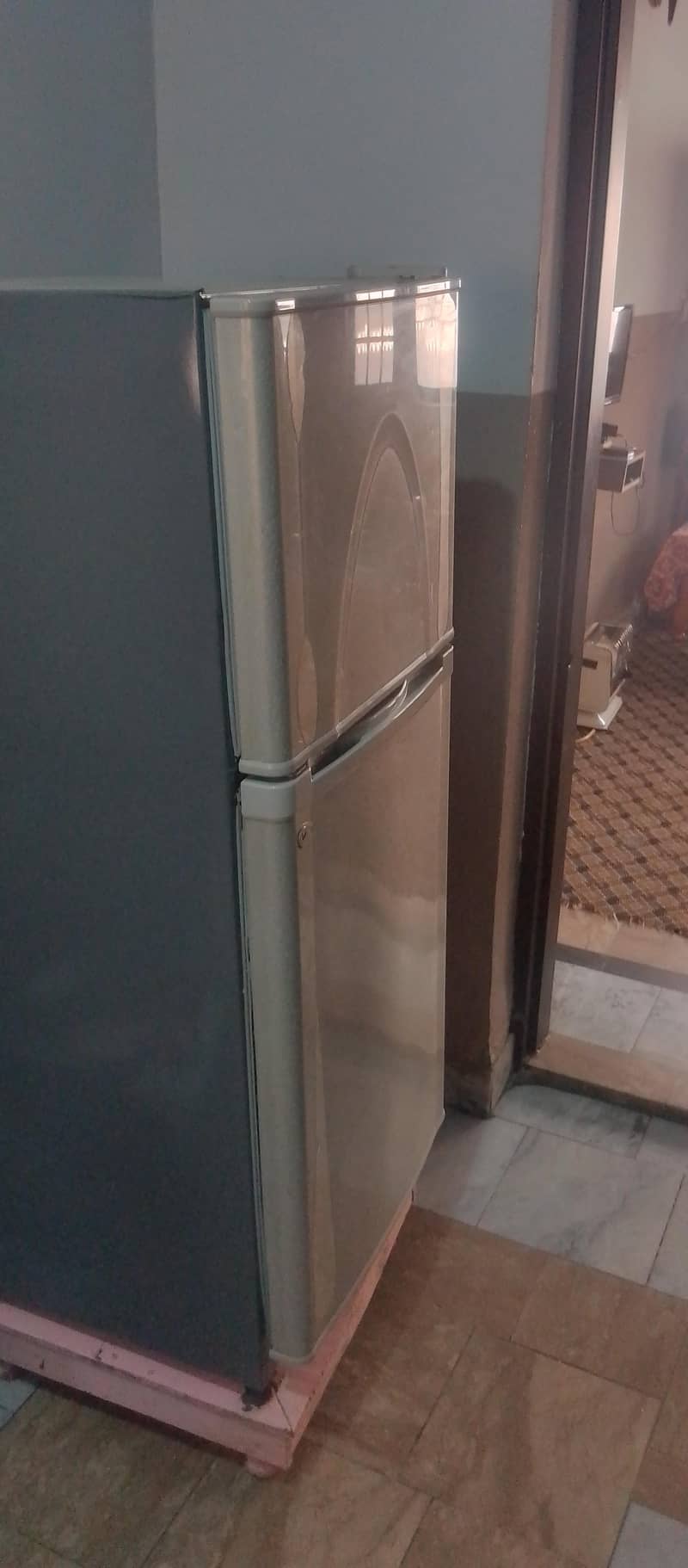 Fridge medium size 3