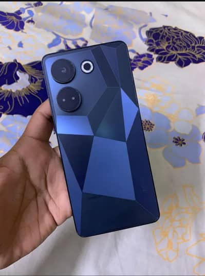 Tecno Camon 20