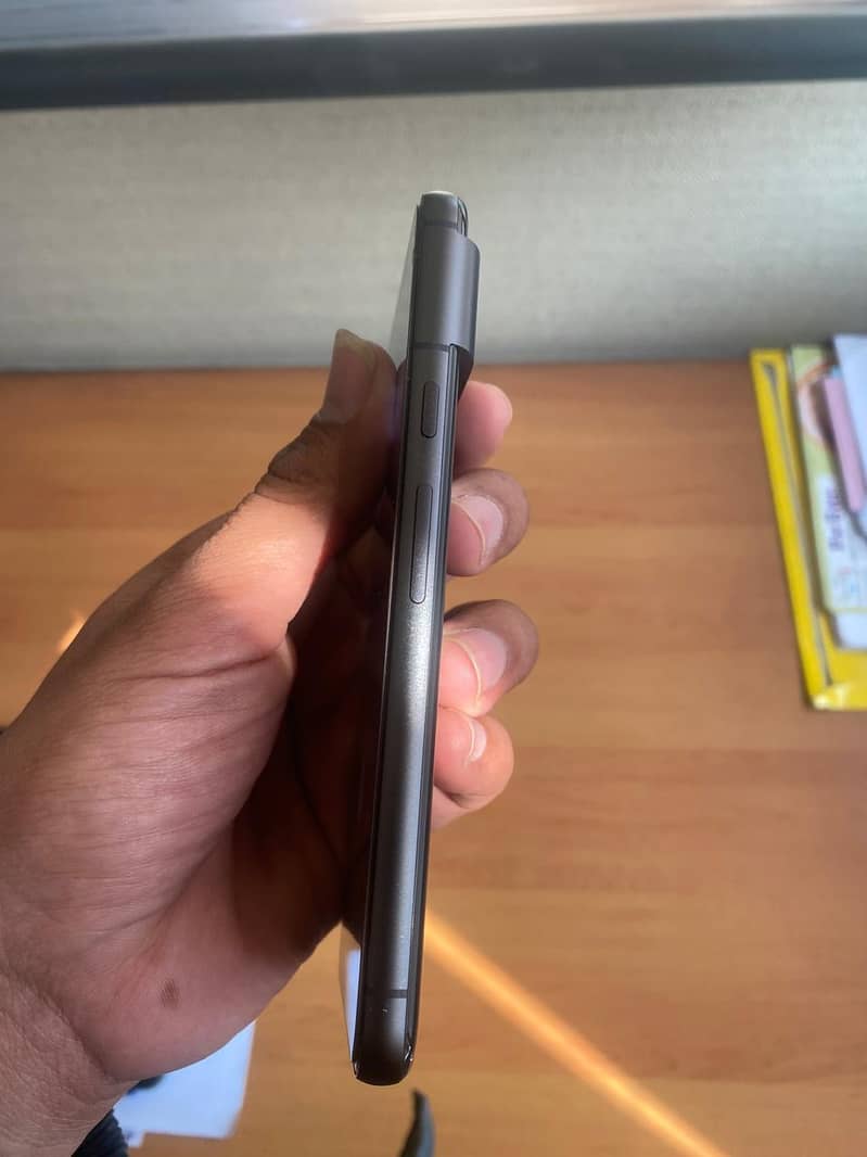 Google pixel 8 2