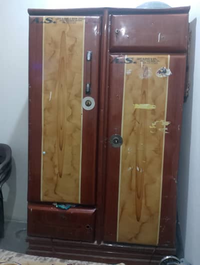 Metal wardrobe for sale in good contdition