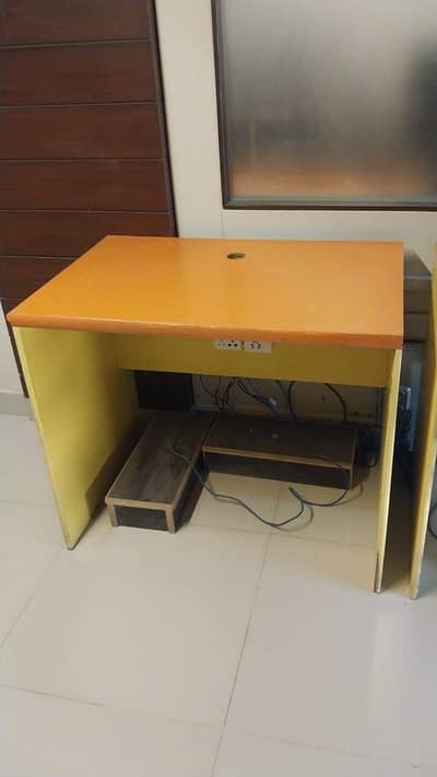 office tabel