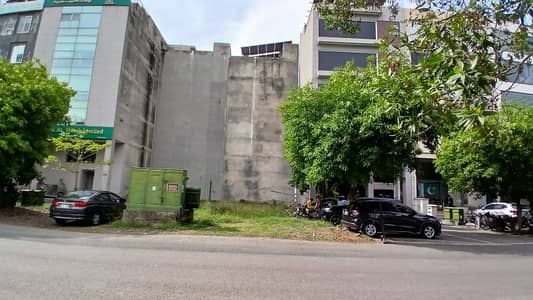 8 Marla commercial CCA 2 plot for sale DHA Lahore phase 8 ideal location