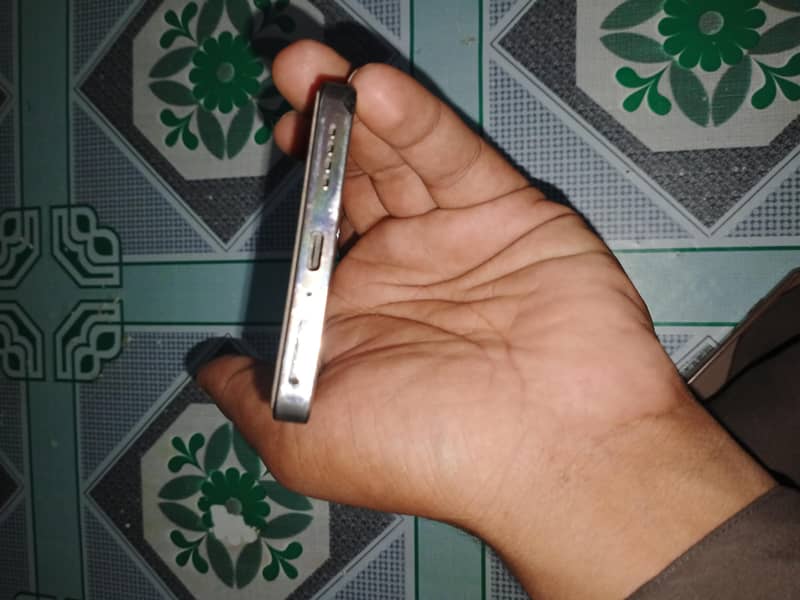 infinix note  12GB RAM 256 memory 3