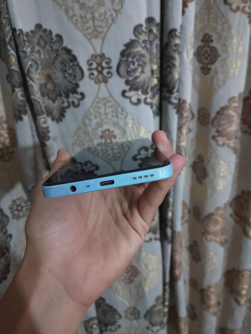 Realme Note 50 4