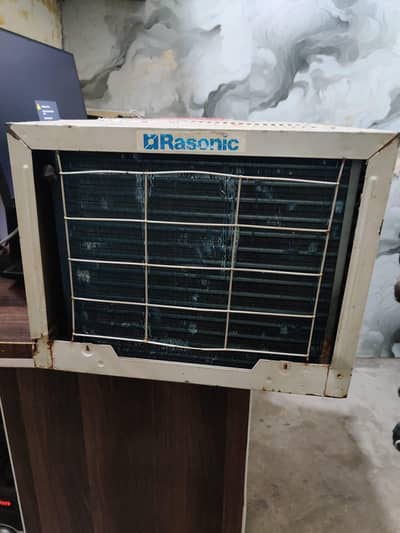 window ac 0.75  gass thori Kam ha Baki ok ha