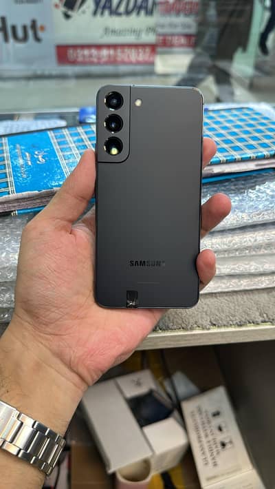samsung S22 official  PTA 03124649133 whatapp