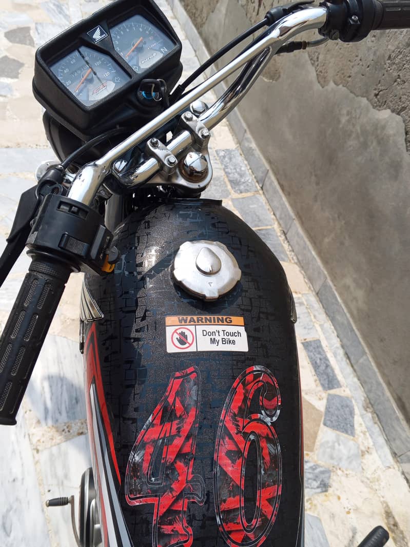 125 model 2002 0