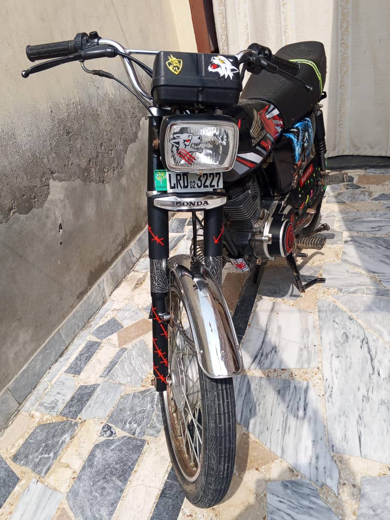 125 model 2002 4