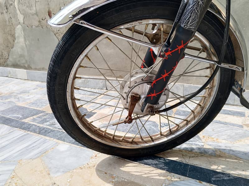 125 model 2002 10