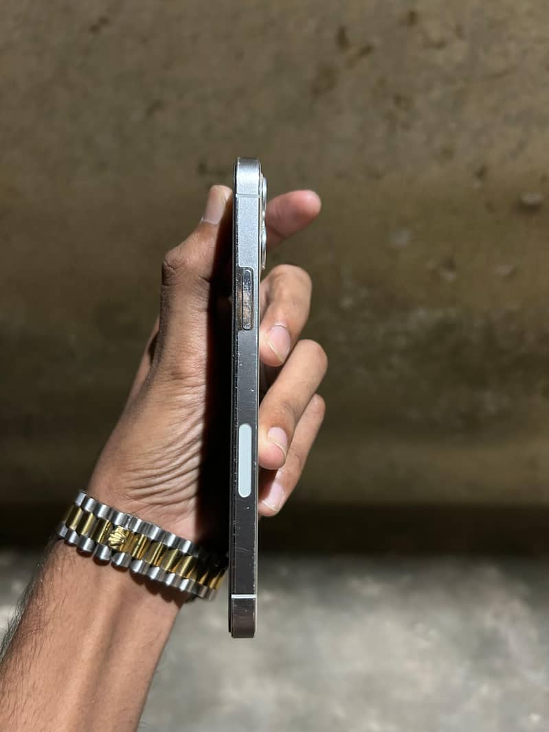 Iphone 12pro 2