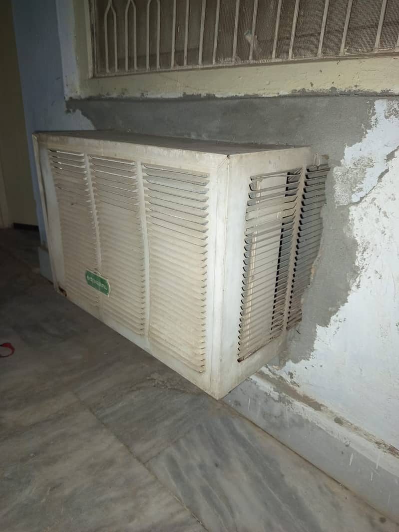 General Window AC 1