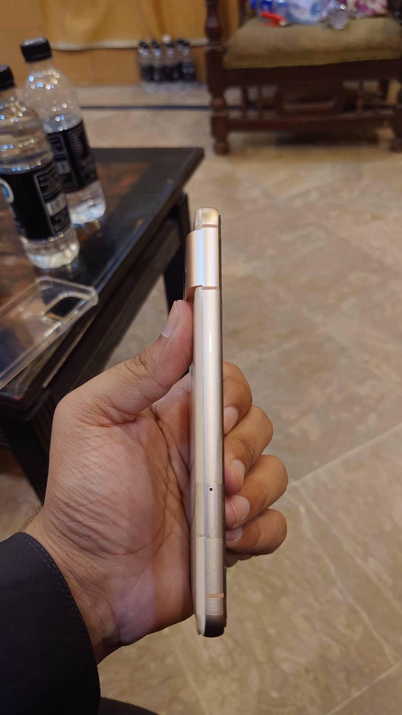 Google pixel 8 2