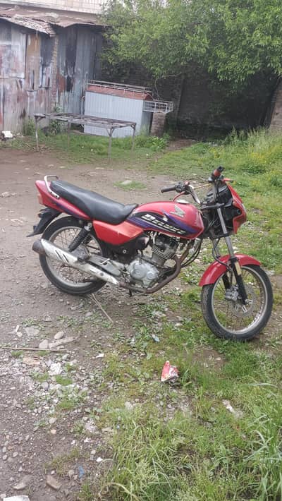 Honda deluxe 2017 model