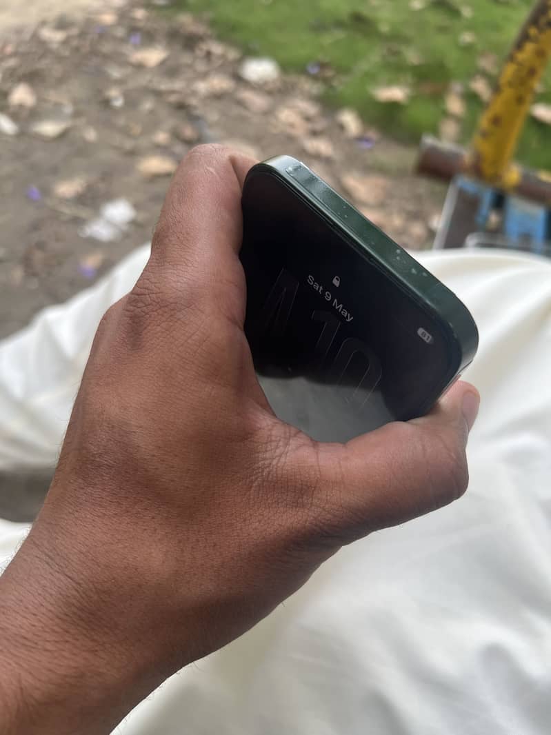 Iphone 13 jv 0