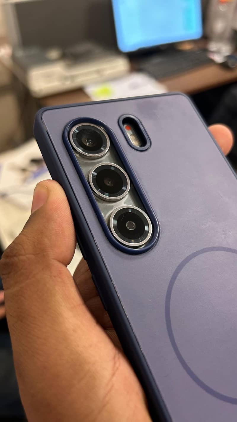 Techno Camon 40 Pro with box 1