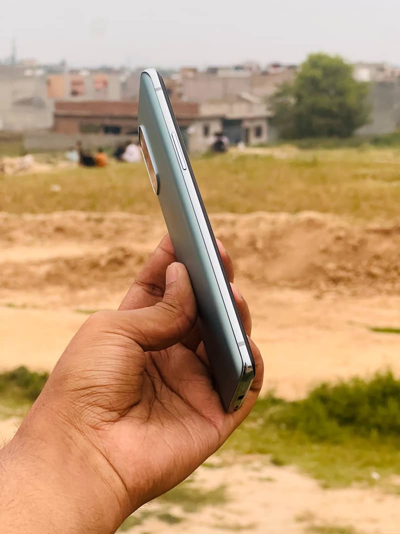 OnePlus 8T 3