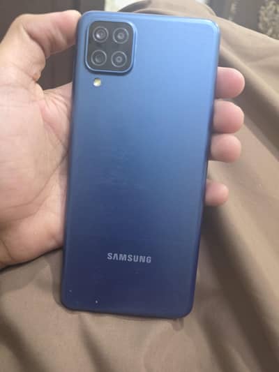 Samsung A12