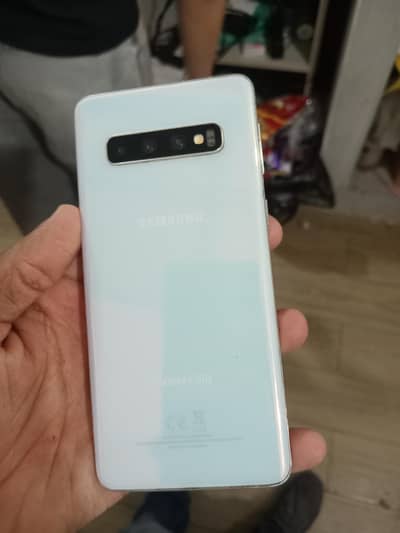Samsung s10