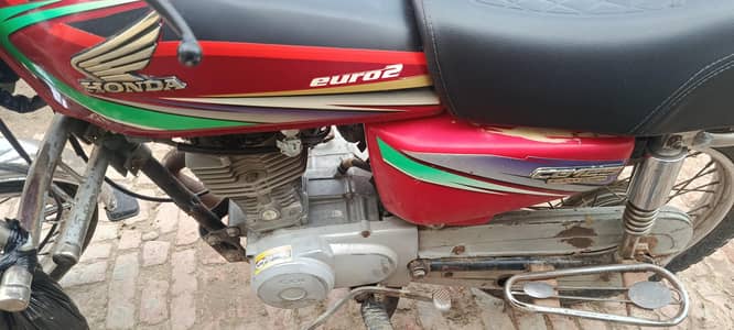 125 for sale in good condition and price