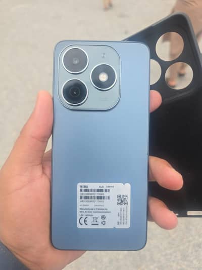 Tecno spark 20