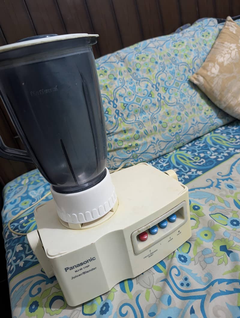 Juicer Machine 0