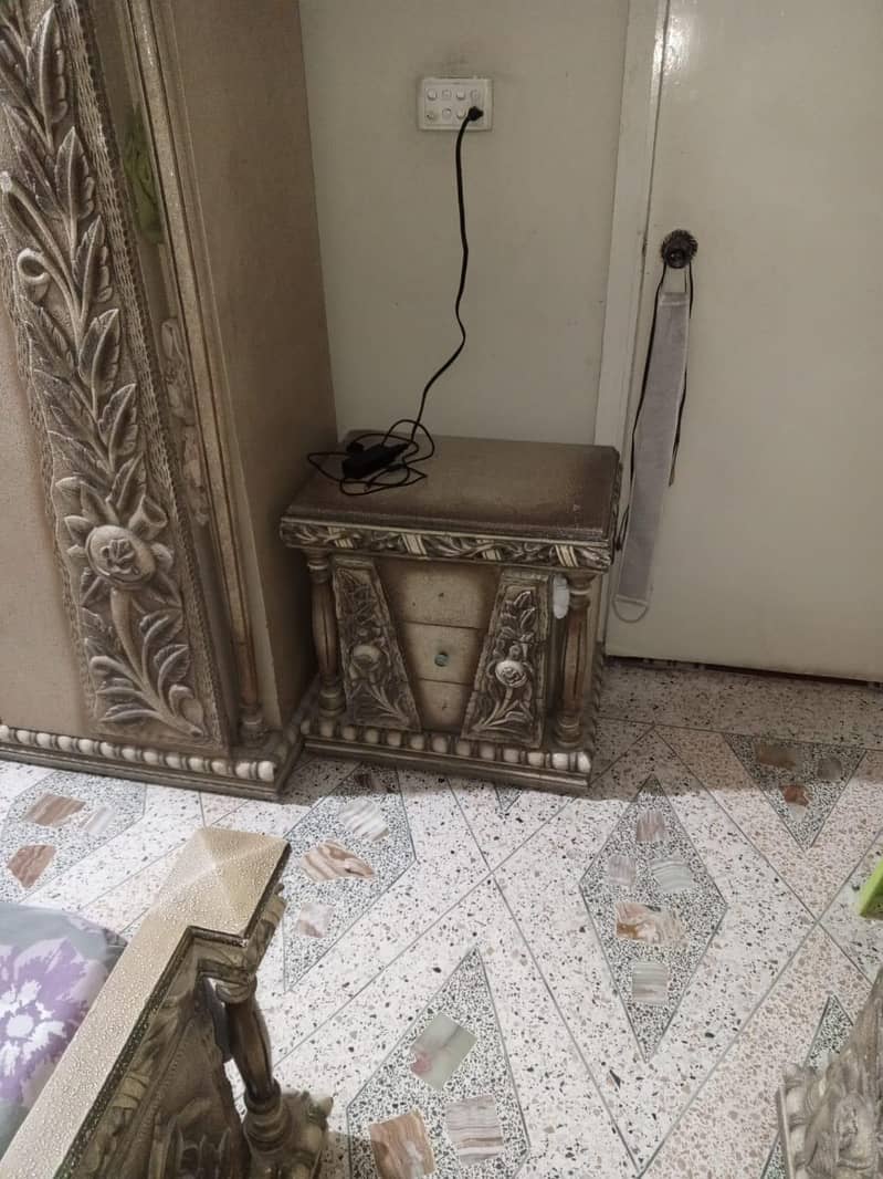 Deco Bedroom Set 1