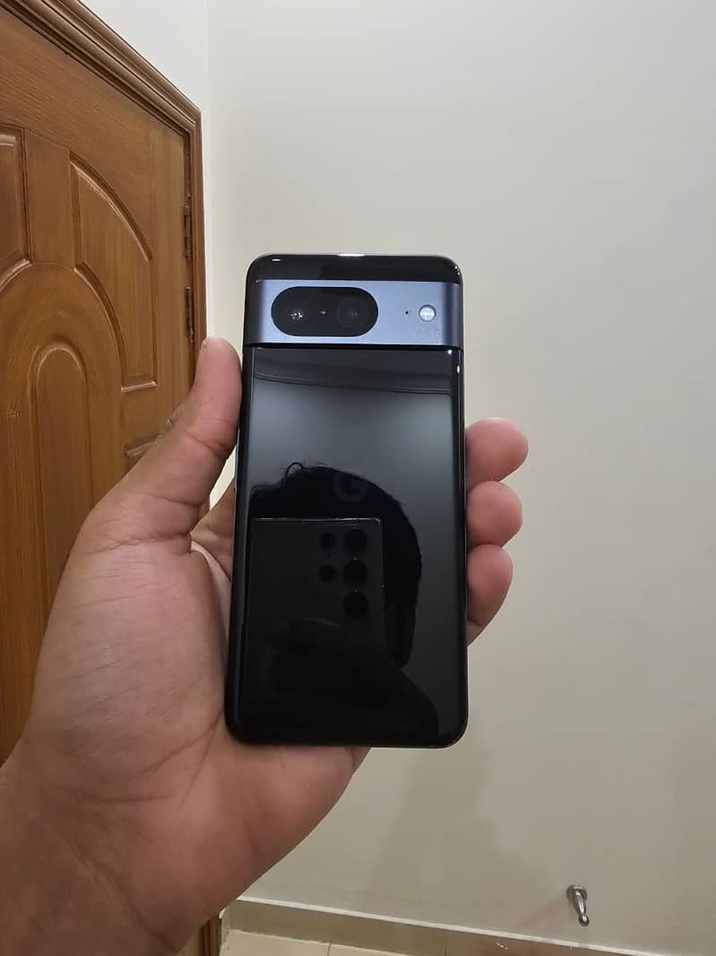 Google Pixel 8 1