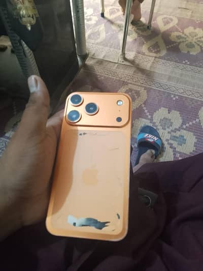 IPHONE XR CONVERT IPHONE 17 PRO GOOD CONDITION