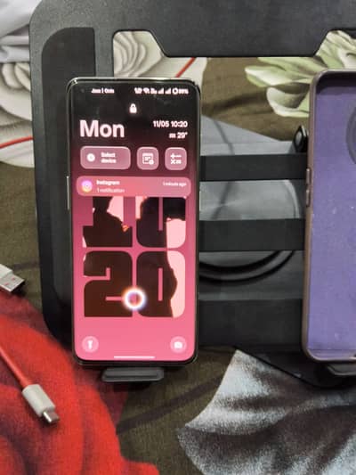 One Plus 11 5G jupiter 16/512 Scratchless gaming and camera monster