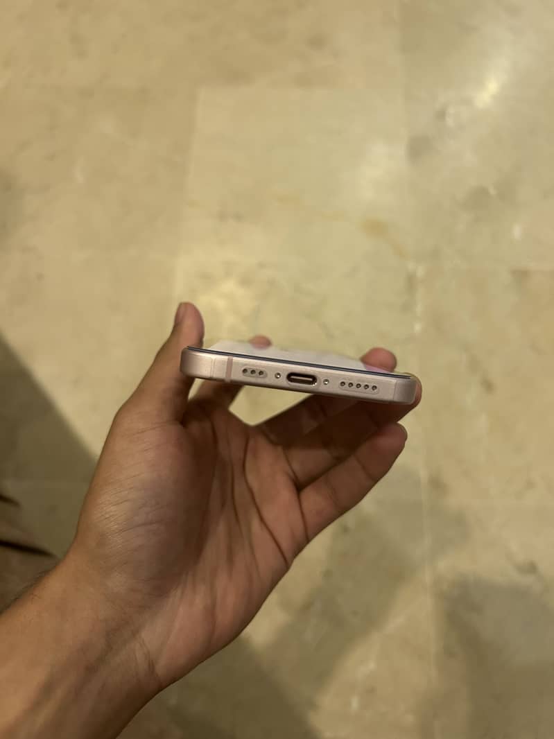 Iphone 15 jv 5