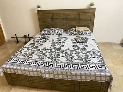 Double bed for sale with mattress