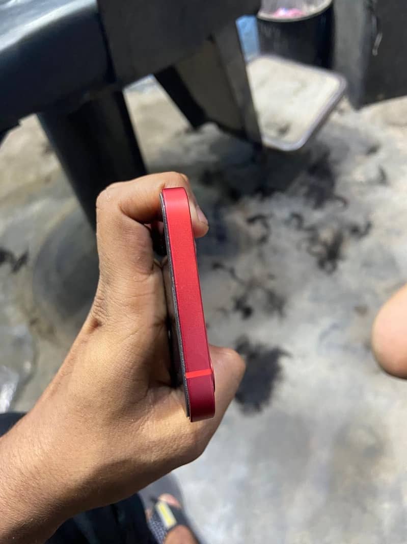 iPhone 12 5