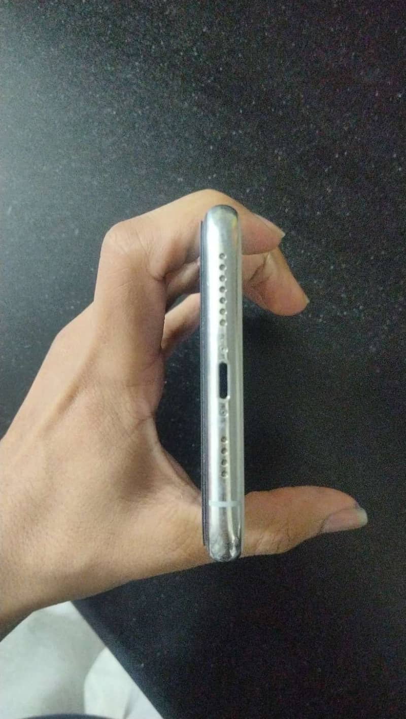 Iphone 11 Pro Max 4