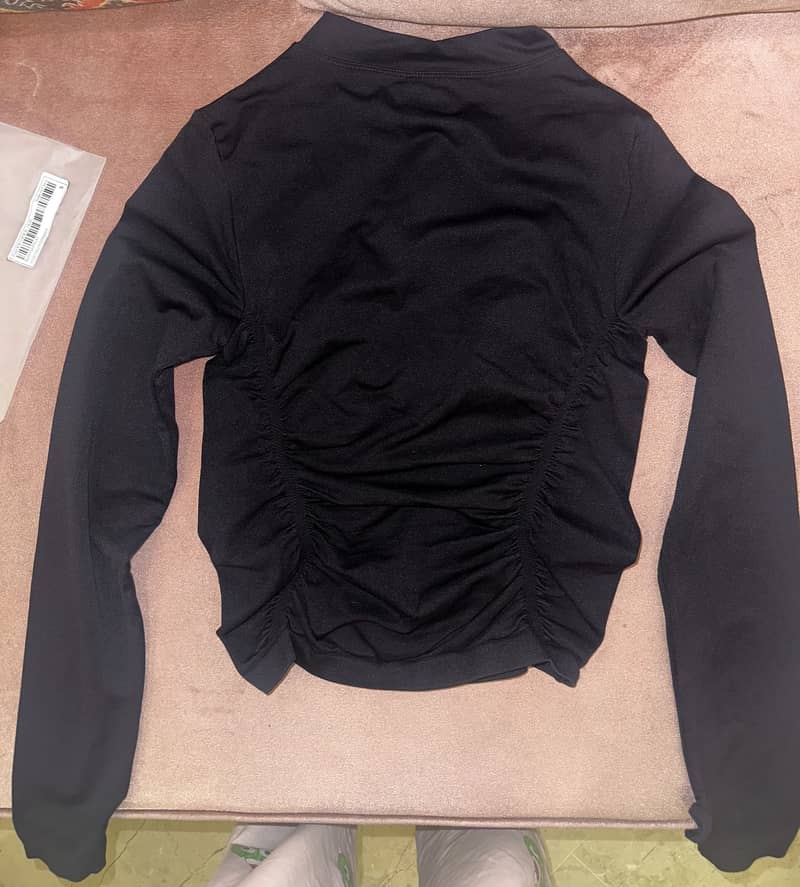 Black gym jacket 1