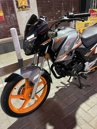 CB 150F Urgent Sale/ First Owner