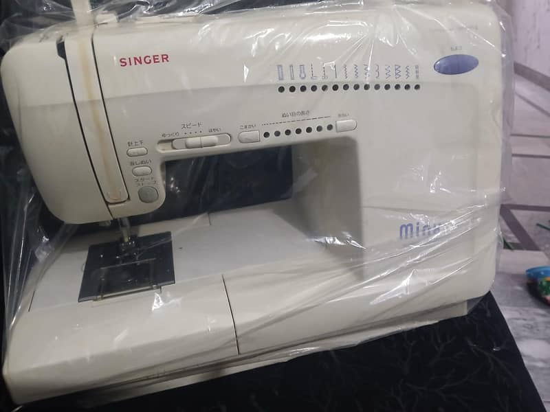 Singer Machine 4